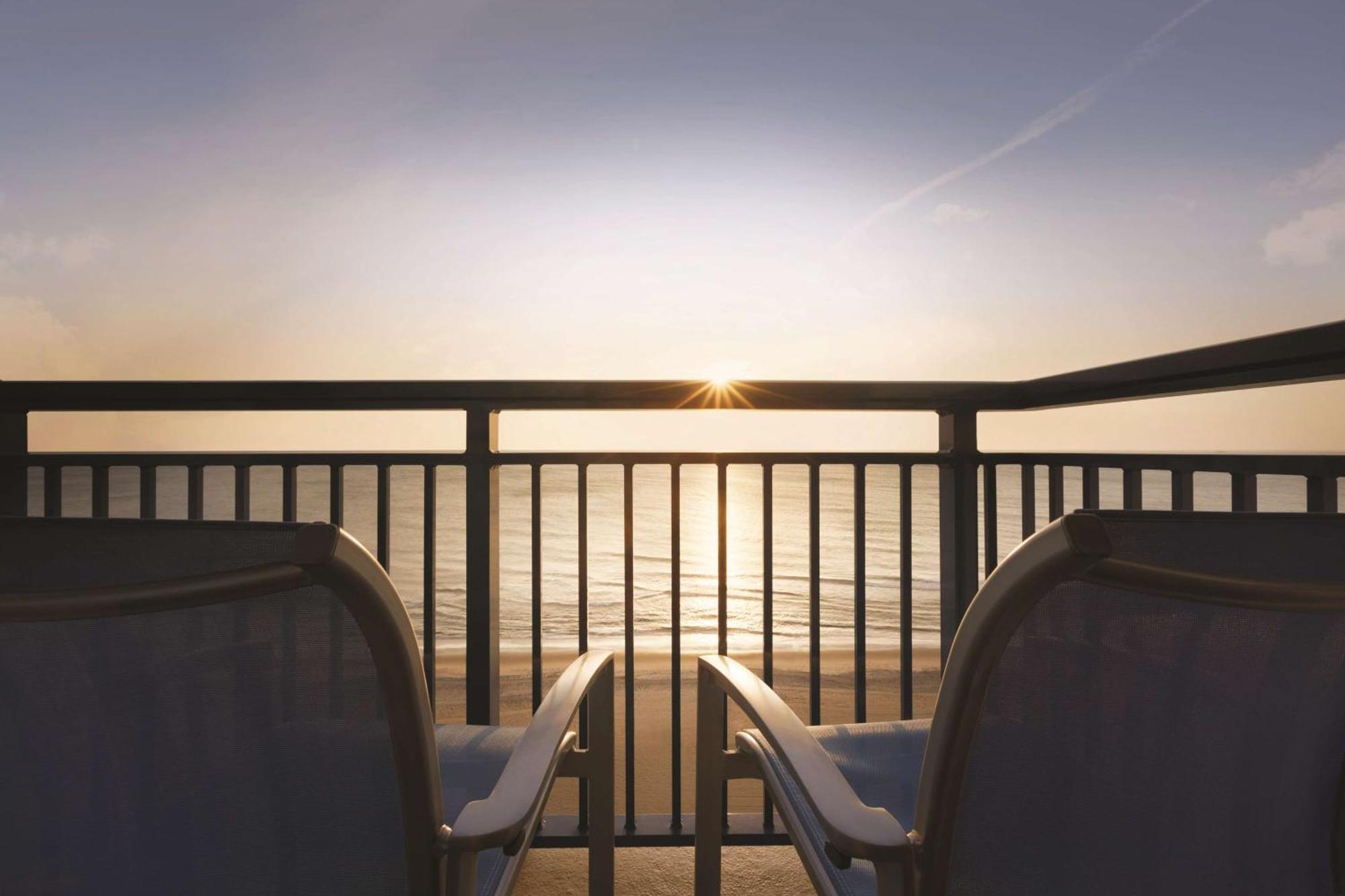 Hyatt House Virginia Beach / Oceanfront Экстерьер фото
